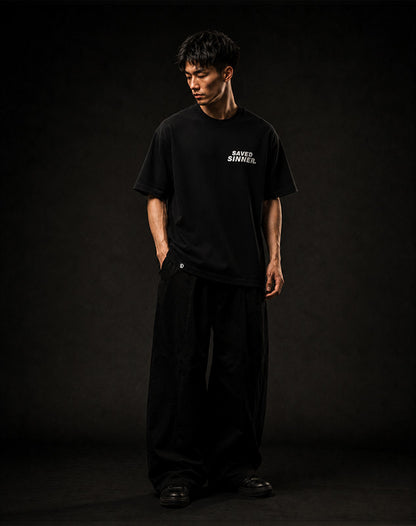 DISTINCTIVE SAVED SINNER LOGO WHITE ON BLACK - 280GSM BOXY FIT