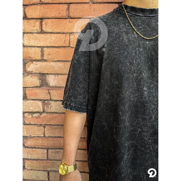PLAIN BLANK OVERSIZE BLACK - VINTAGE ACID WASH SHIRT – Distinctive Clothing